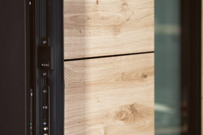 Nukis Smart Module wird direkt in Neubautüren integriert. (Bild: Nuki)
